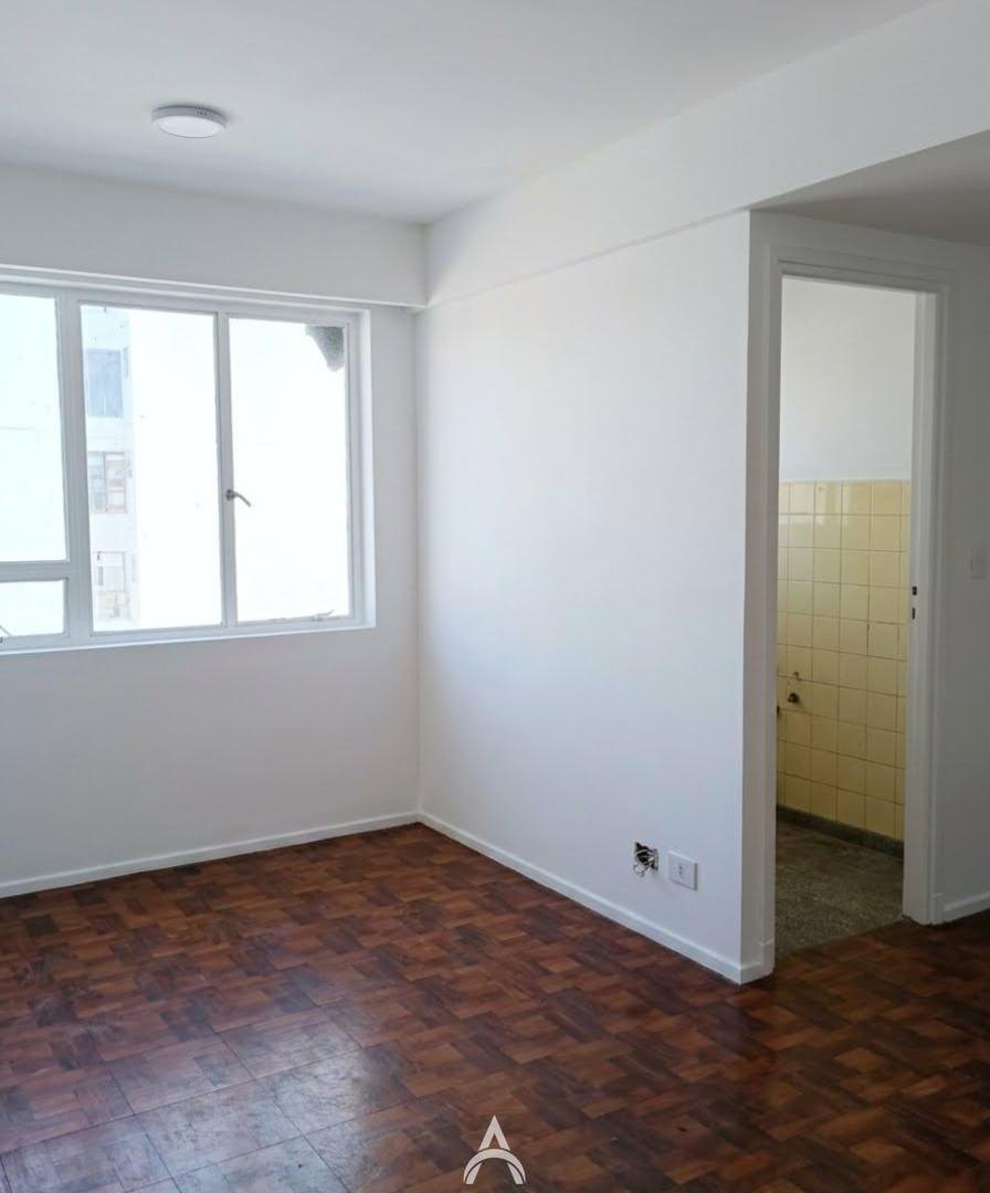 Departamento en venta en el barrio de Monserrat