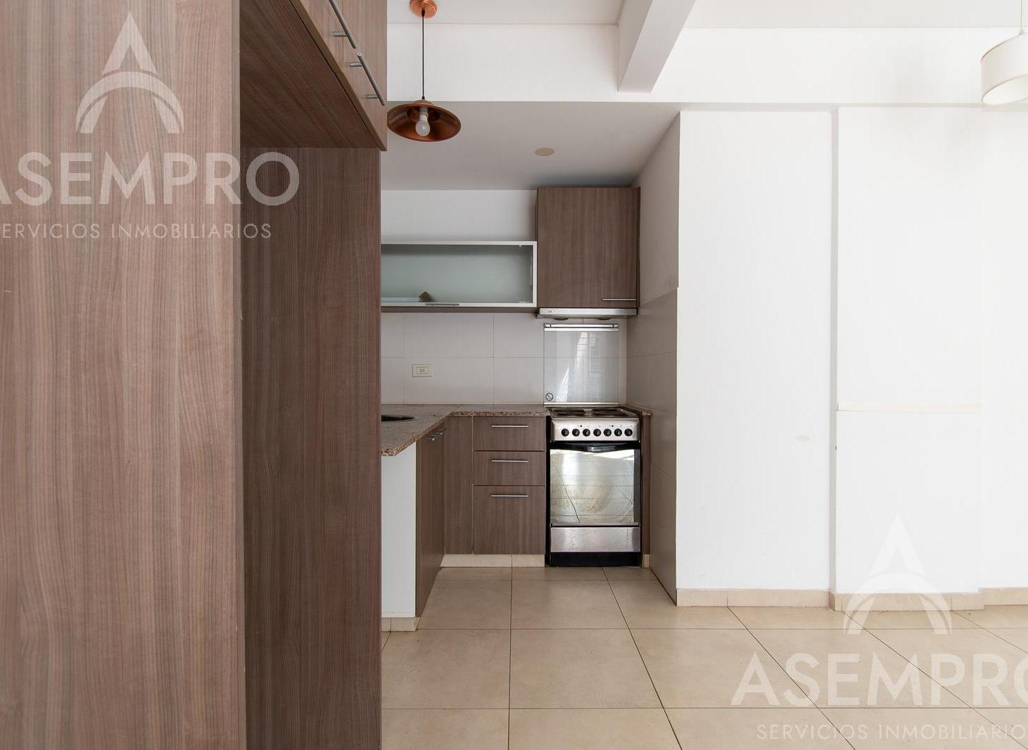 Departamento 2 ambientes en alquiler con balcón