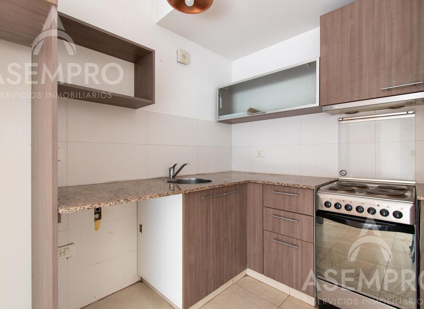 Departamento 2 ambientes en alquiler con balcón
