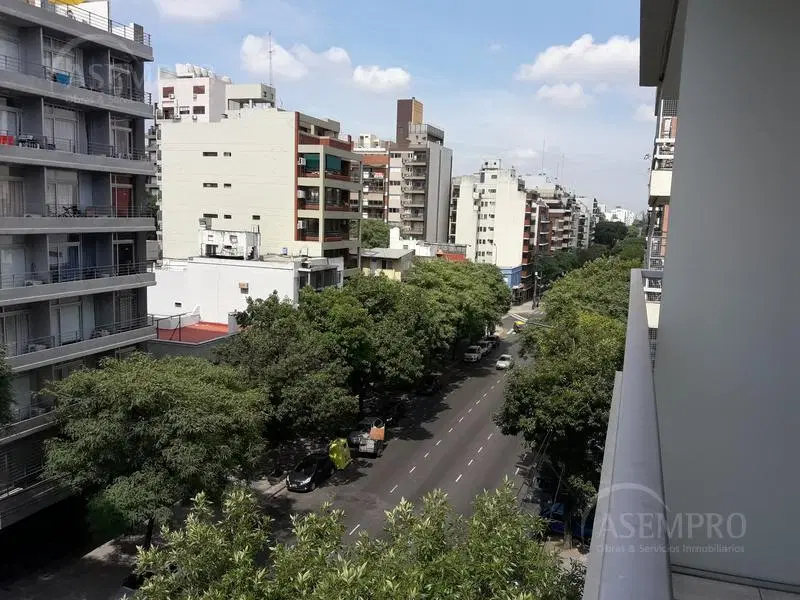 Moderno, Amplio y Luminoso Monoambiente c/Balcon 3