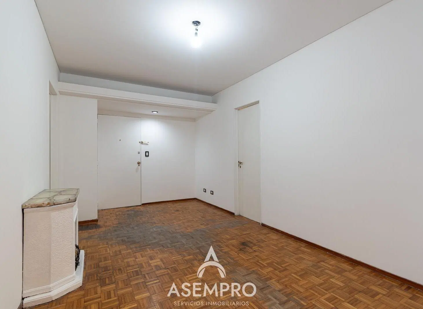 Departamento tres ambientes con balcon en venta en Balvanera 5