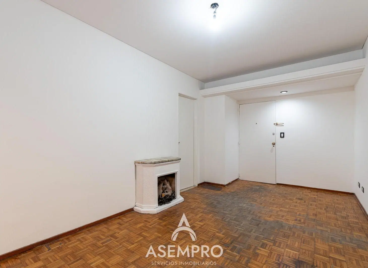 Departamento tres ambientes con balcon en venta en Balvanera 1