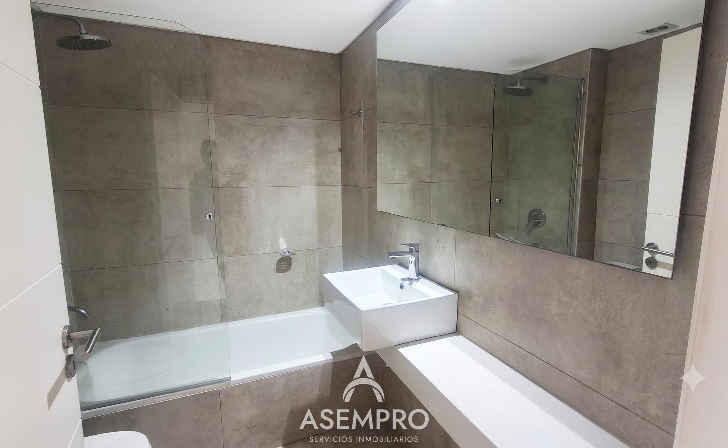 Foto de Departamento 3 AMBIENTES C/ BALCON ATERRAZADO en Coghlan, imagen 1