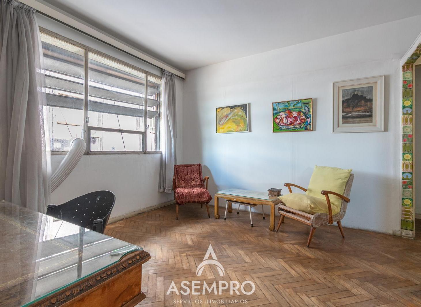 Foto de VENTA - 3 amb. a refaccionar - Edificio histórico - Seguridad 24 hs, imagen 4