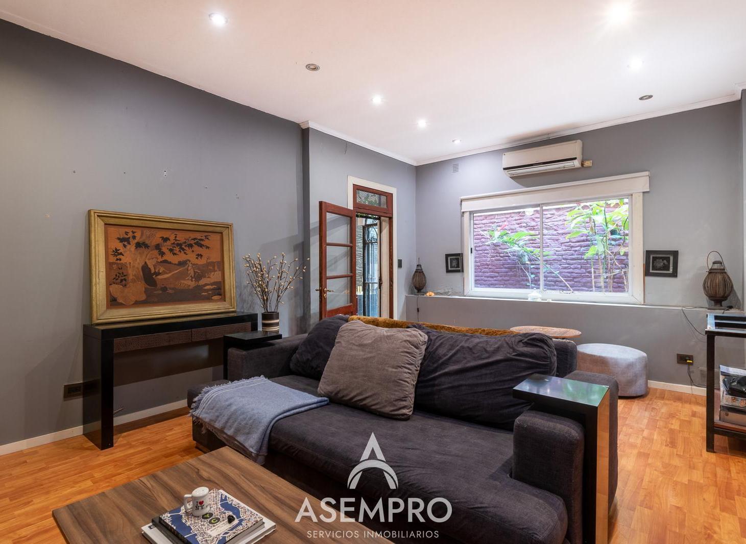 Foto de PH 5 ambientes en venta en Villa Crespo, imagen 2
