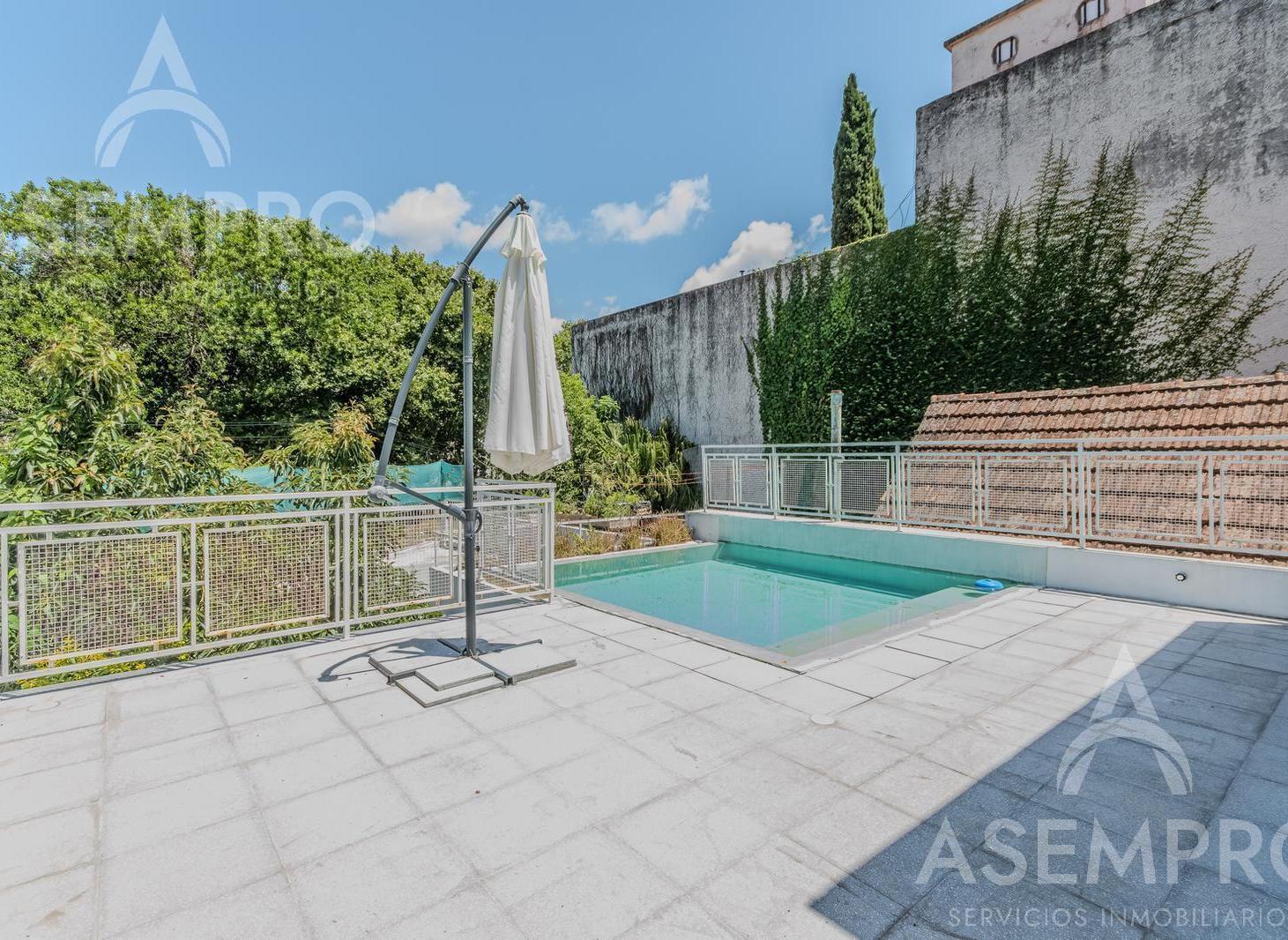 Foto de Venta Casa Reciclada- 5 ambientes- Jardín, terraza y pileta!, imagen 3