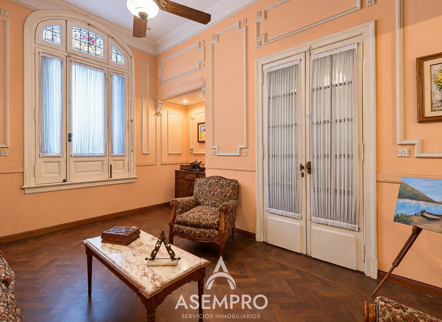 Foto de Venta Casa con lote propio Varela y Directorio, imagen 1