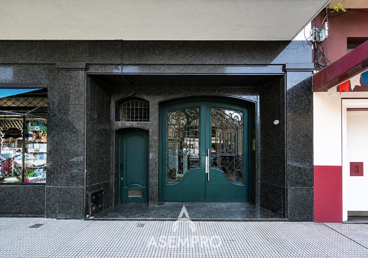 Foto de Venta Departamento Piso 6 ambientes en Almagro con Cochera al Frente, imagen 5