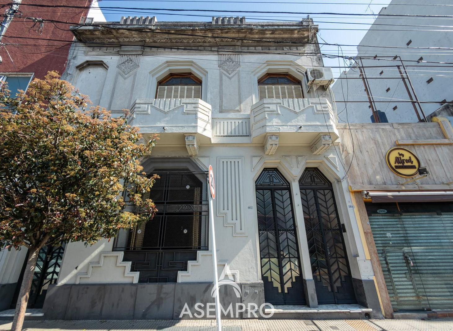 Foto de PH en Venta 5 ambientes en Villa del Parque Apto Comercial/Profesional, imagen 3