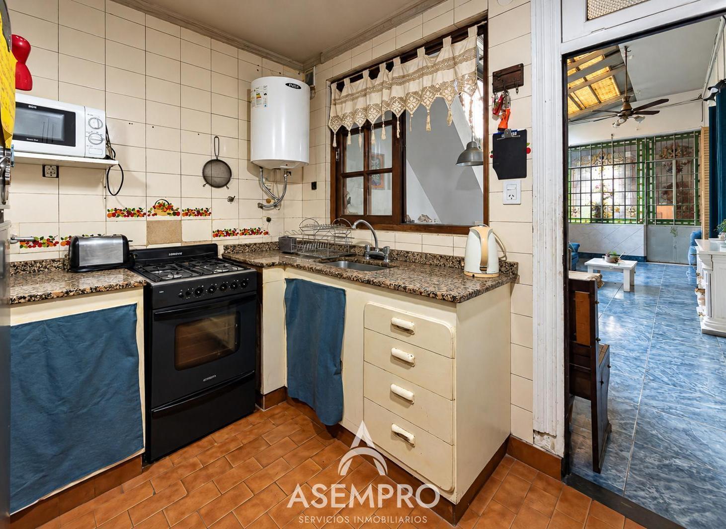 Foto de PH en Venta 5 ambientes en Villa del Parque Apto Comercial/Profesional, imagen 1