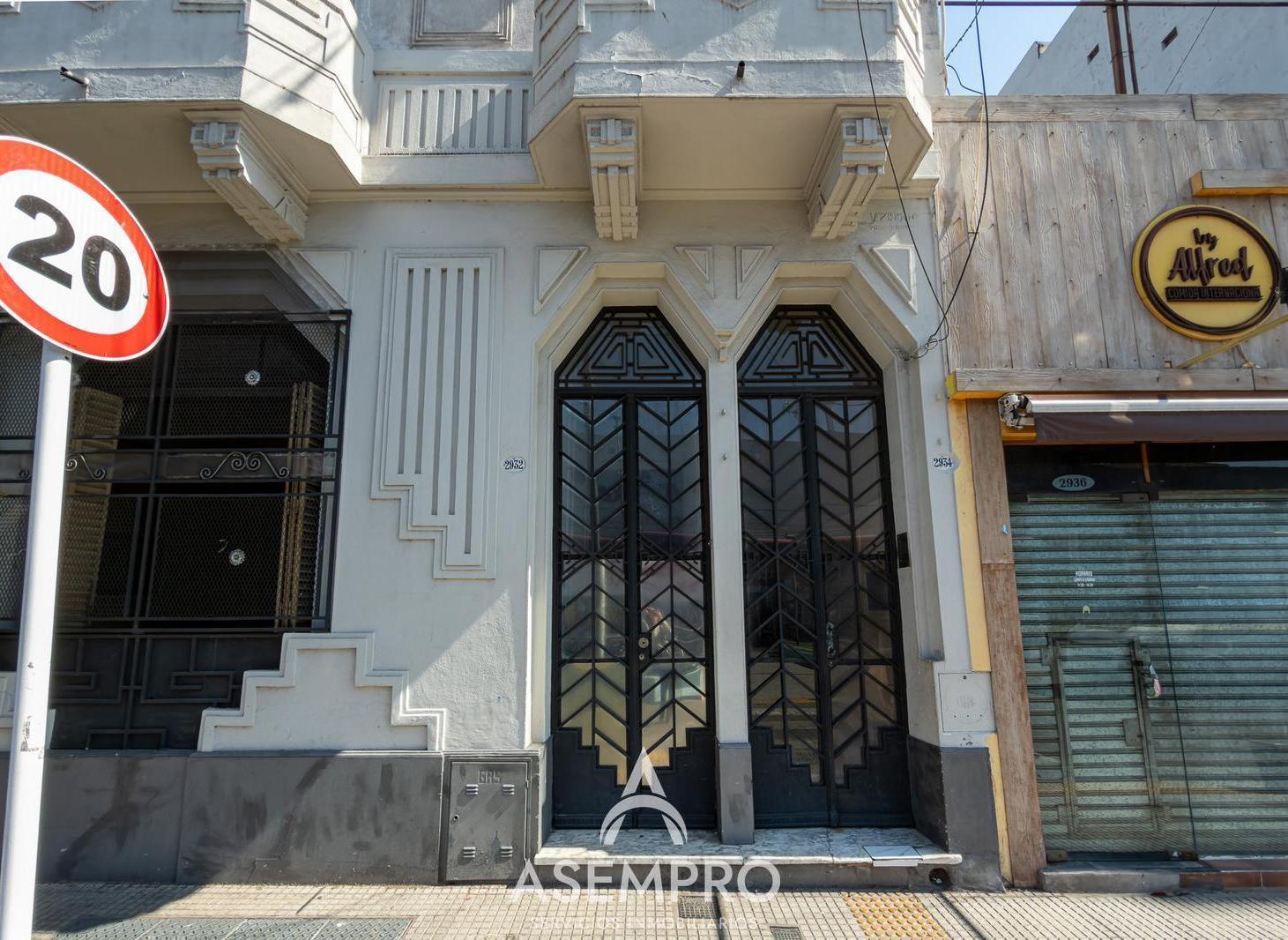 Foto de PH en Venta 5 ambientes en Villa del Parque Apto Comercial/Profesional, imagen 4
