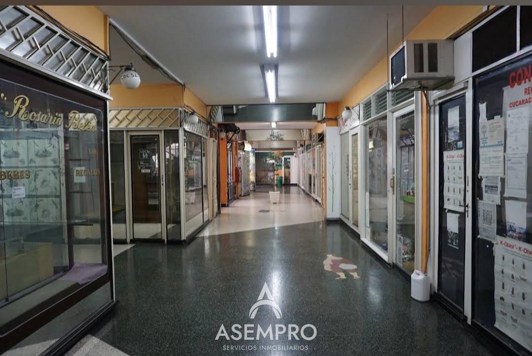 Foto de Local en Venta en Galeria Av Entre Rios al 1000, imagen 2