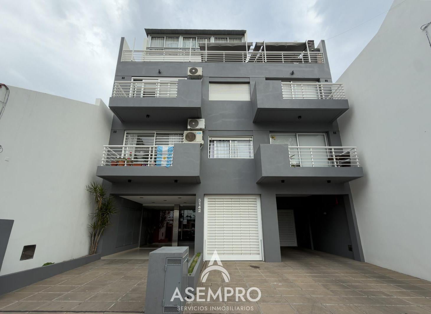 Foto de ESPECTACULAR DEPARTAMENTO DE 2 AMBIENTES CON TERRAZA PROPIA Y DISEÑO, imagen 1
