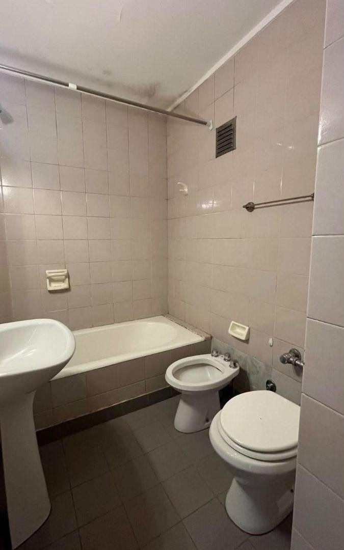 Foto de Departamento de 80 m² con 3 dormitorios en alquiler en Recoleta, imagen 5