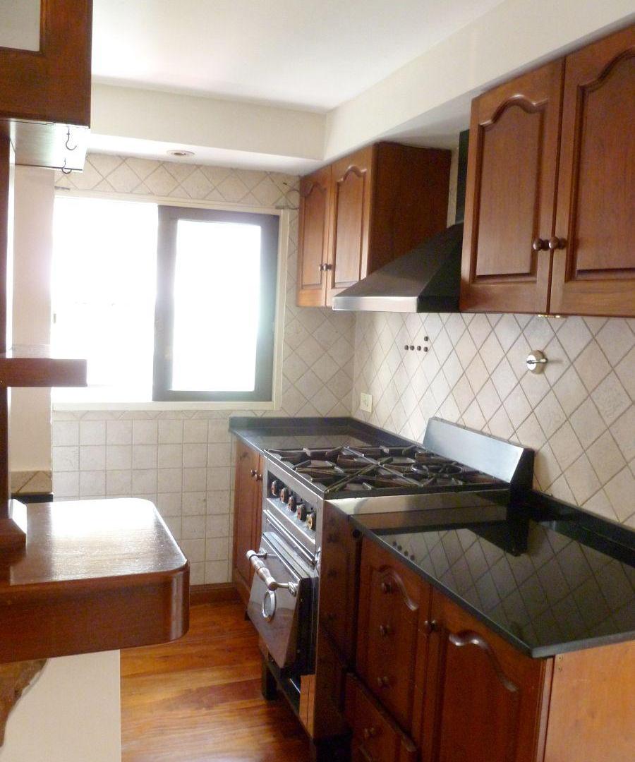 Foto de Semipiso 2 Ambientes amplio con Cochera Fija Balcón terraza Impecable, imagen 5