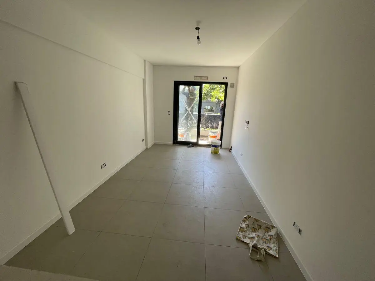RETASADO!!! ORIGINAL DEPTO A ESTRENAR, DOS AMB, DOS BAÑOS, DOS BALCONES!!! 1