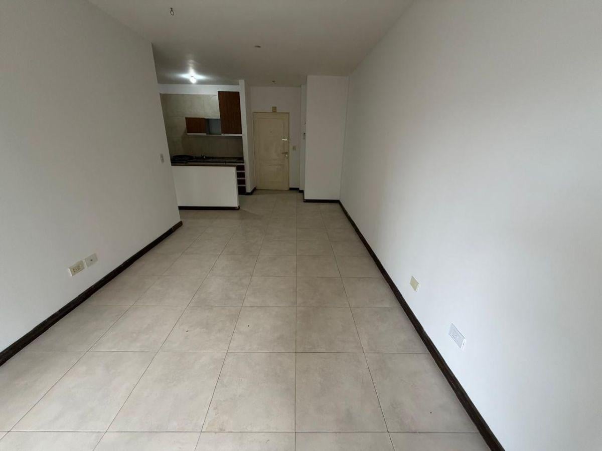 Foto de VENTA DEPTO DOS AMB, COCHERA INCLUIDA!!!, imagen 5