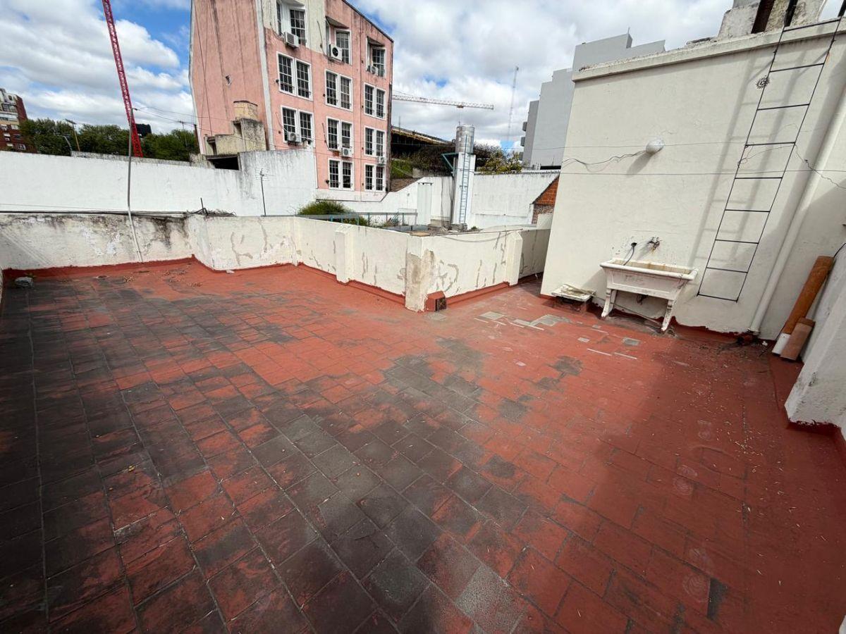 Foto de PH SIN EXPENSAS CON ESPECTACULAR TERRAZA!!!, imagen 1