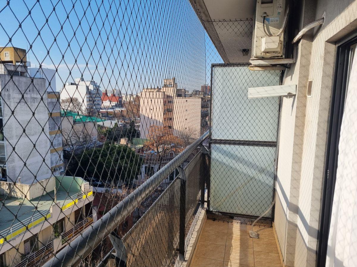 Foto de Monoambiente divisible al Frente con balcon (CON O SIN COCHERA), imagen 3