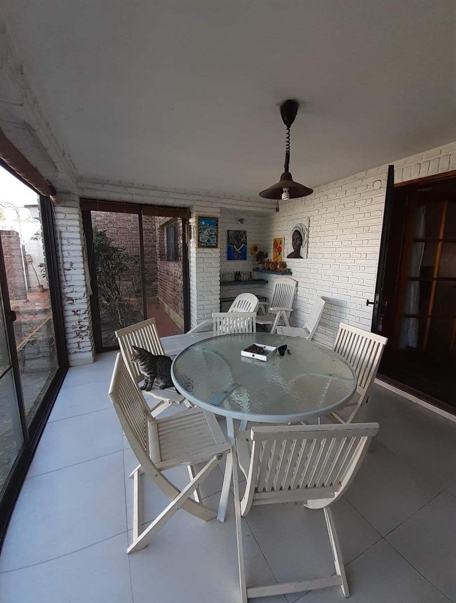 B Urca Vendo Casa 5 Dorm y 5 Baños Patio y Pileta 1
