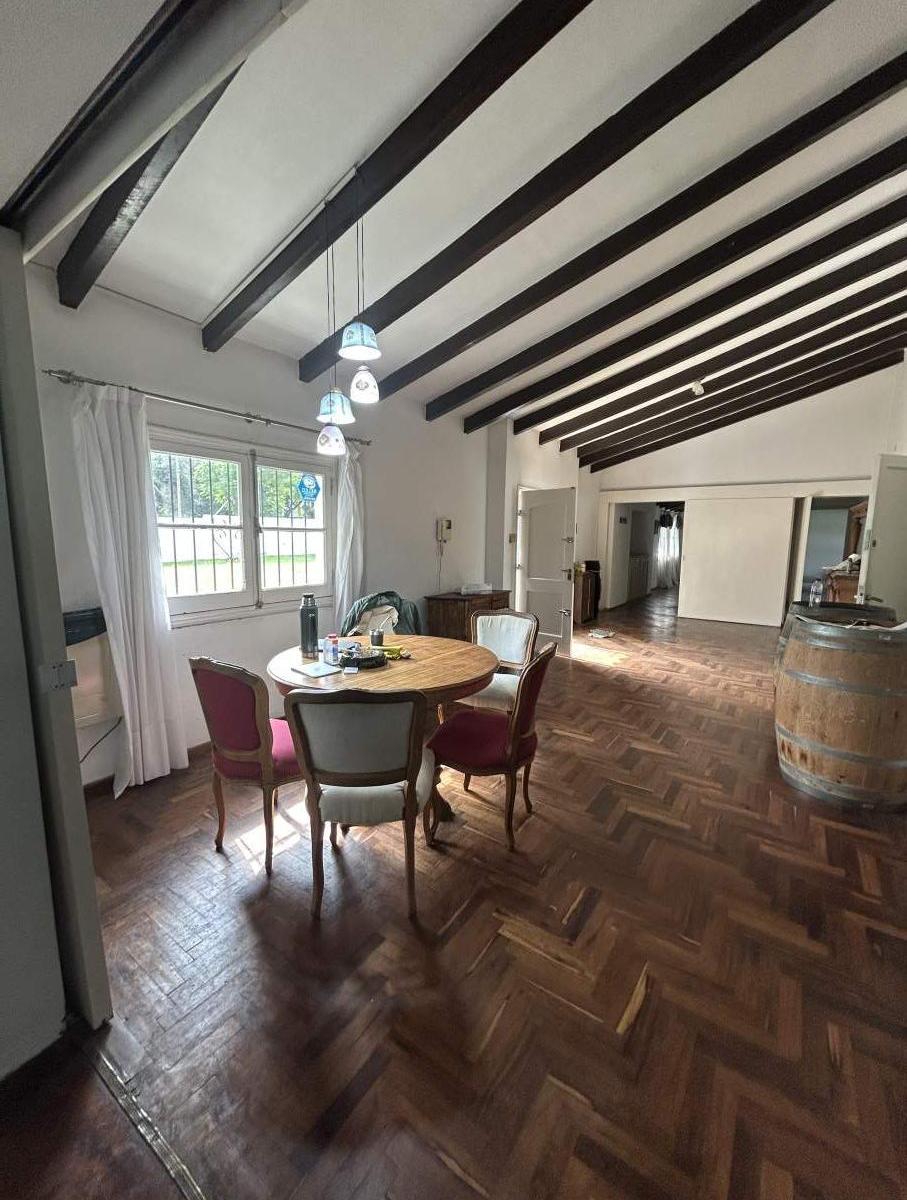Casa en Venta Villa Belgrano 1500 m de Terreno 4