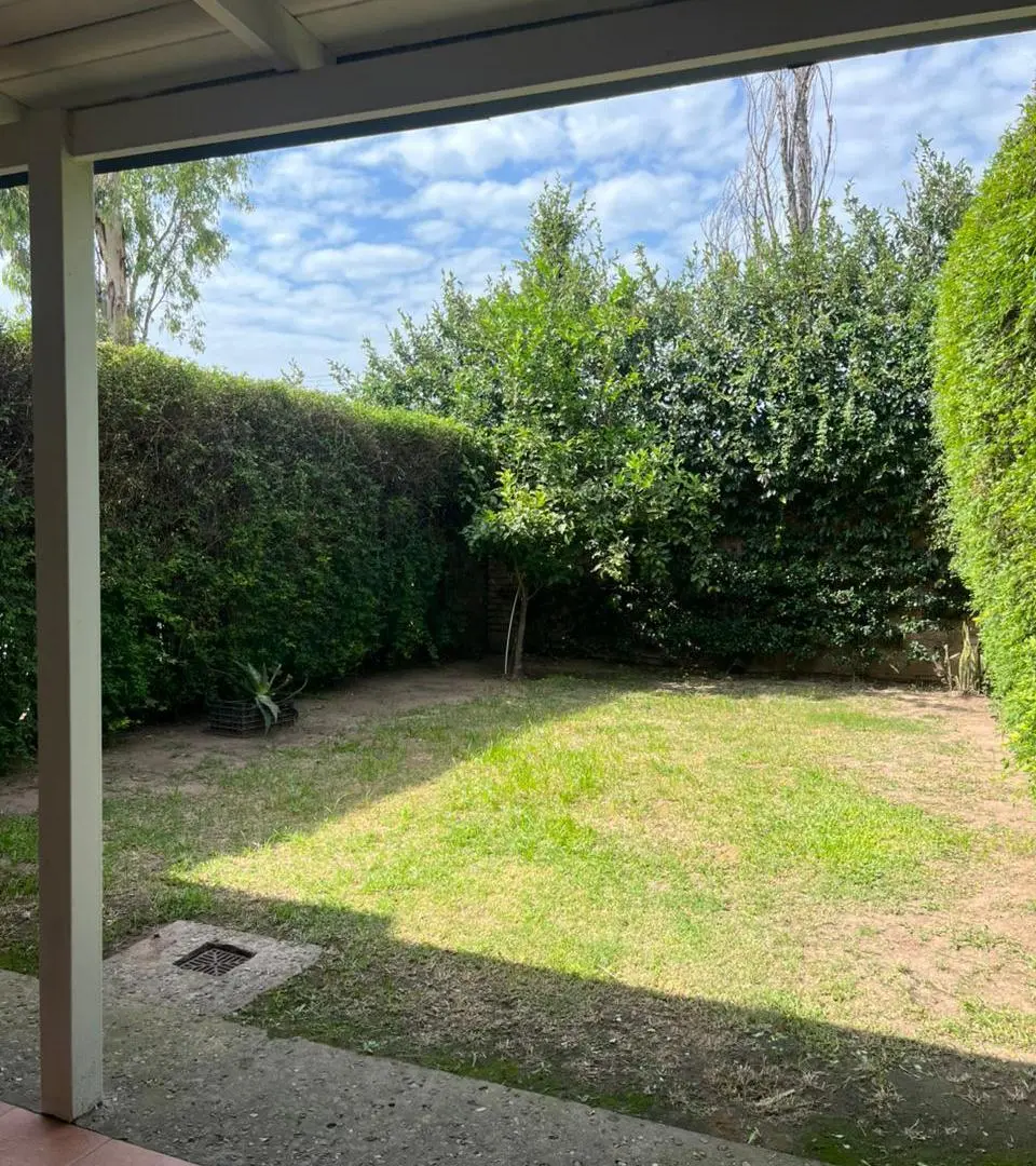 Dúplex en venta en Jardines de Los Soles  Valle Escondido 4