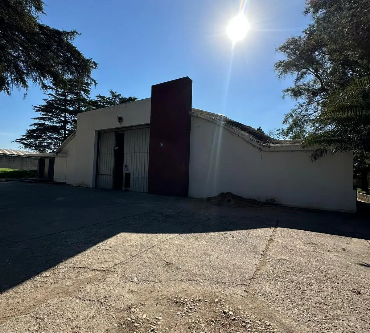 Galpón en alquiler  a 30 m de Av. Sabattini  Uso industrial  logístico 3