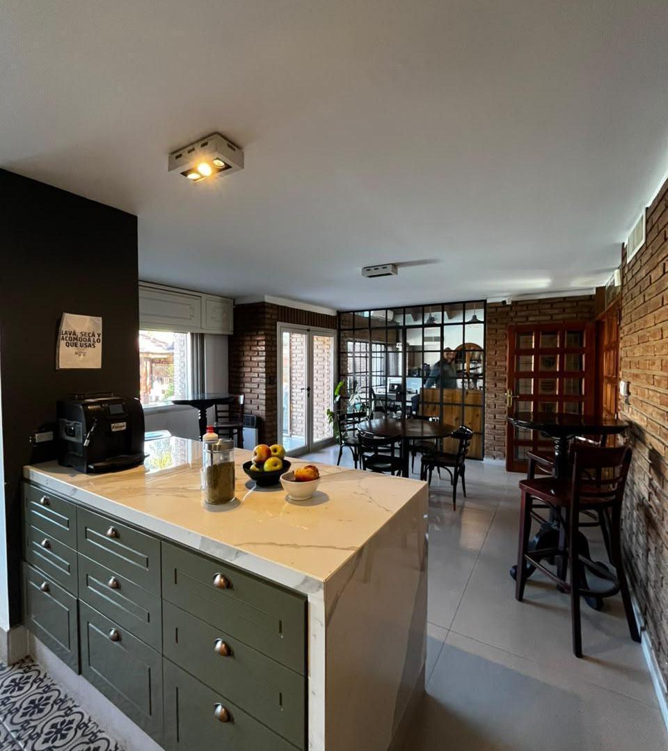 Foto de Importante Casa en Alquiler Comercial Corporativo, imagen 2