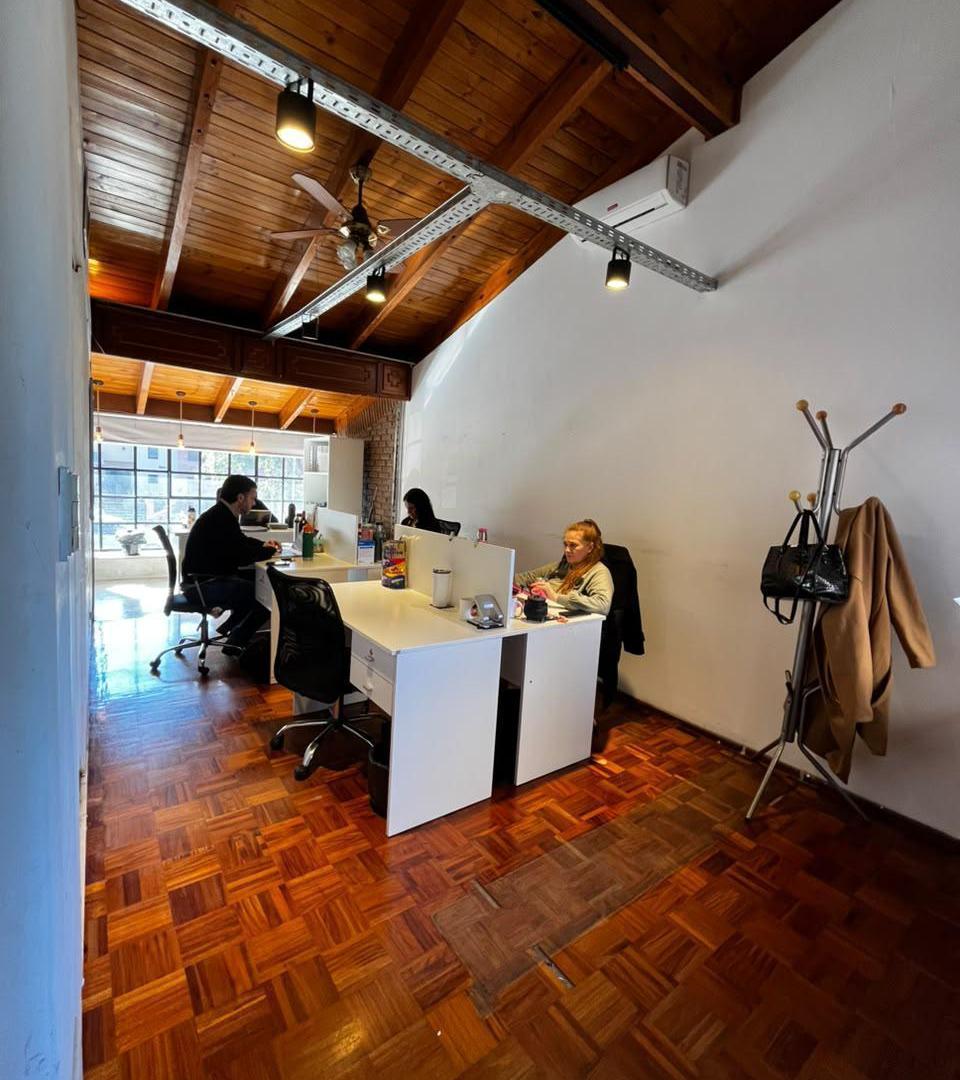 Foto de Importante Casa en Alquiler Comercial Corporativo, imagen 1