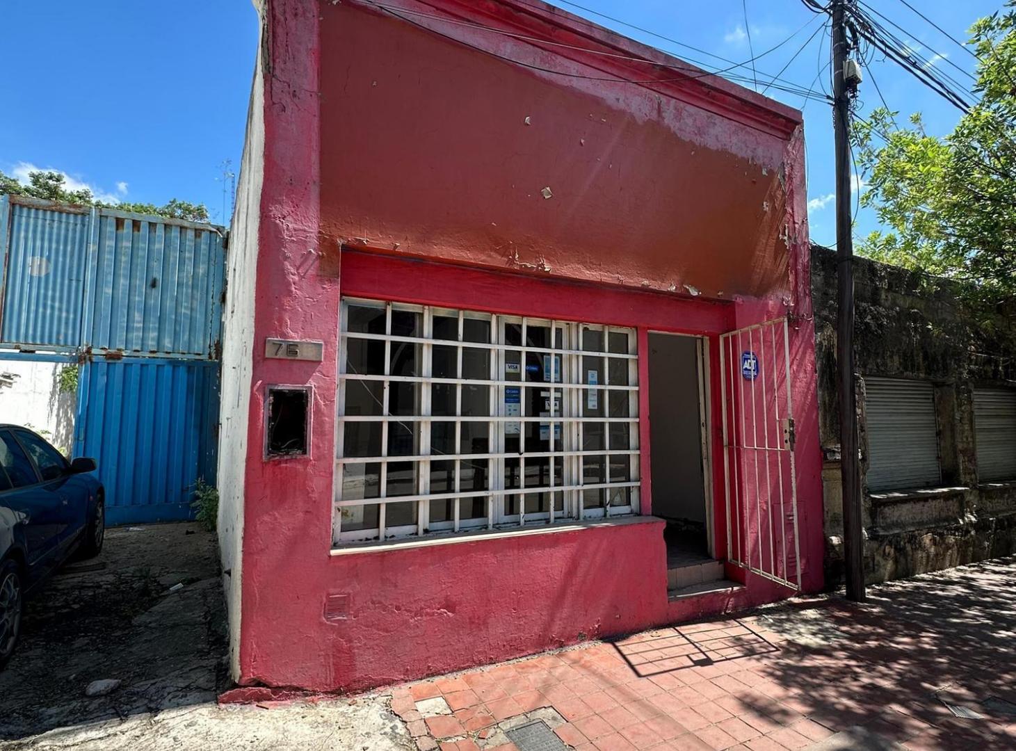 Foto de GALPÓN CON LOCAL EN VENTA BARRIO OBSERVATORIO, imagen 1