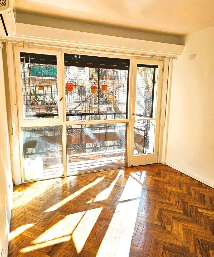 Foto de Hermoso semipiso de 4 ambientes con 2 baños en Palermo -A pasos de La, imagen 3