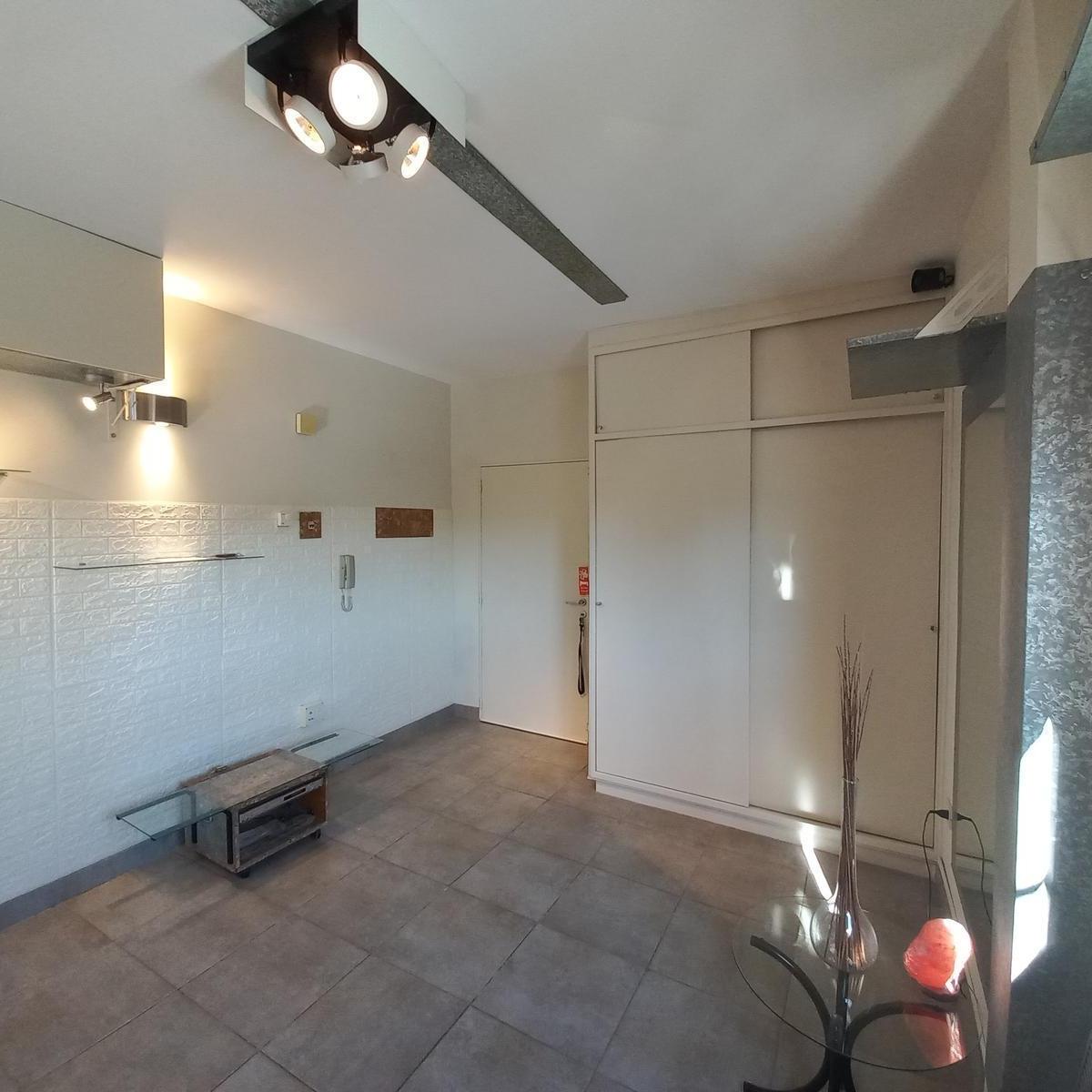 Departamento Monoambiente en Coghlan 3