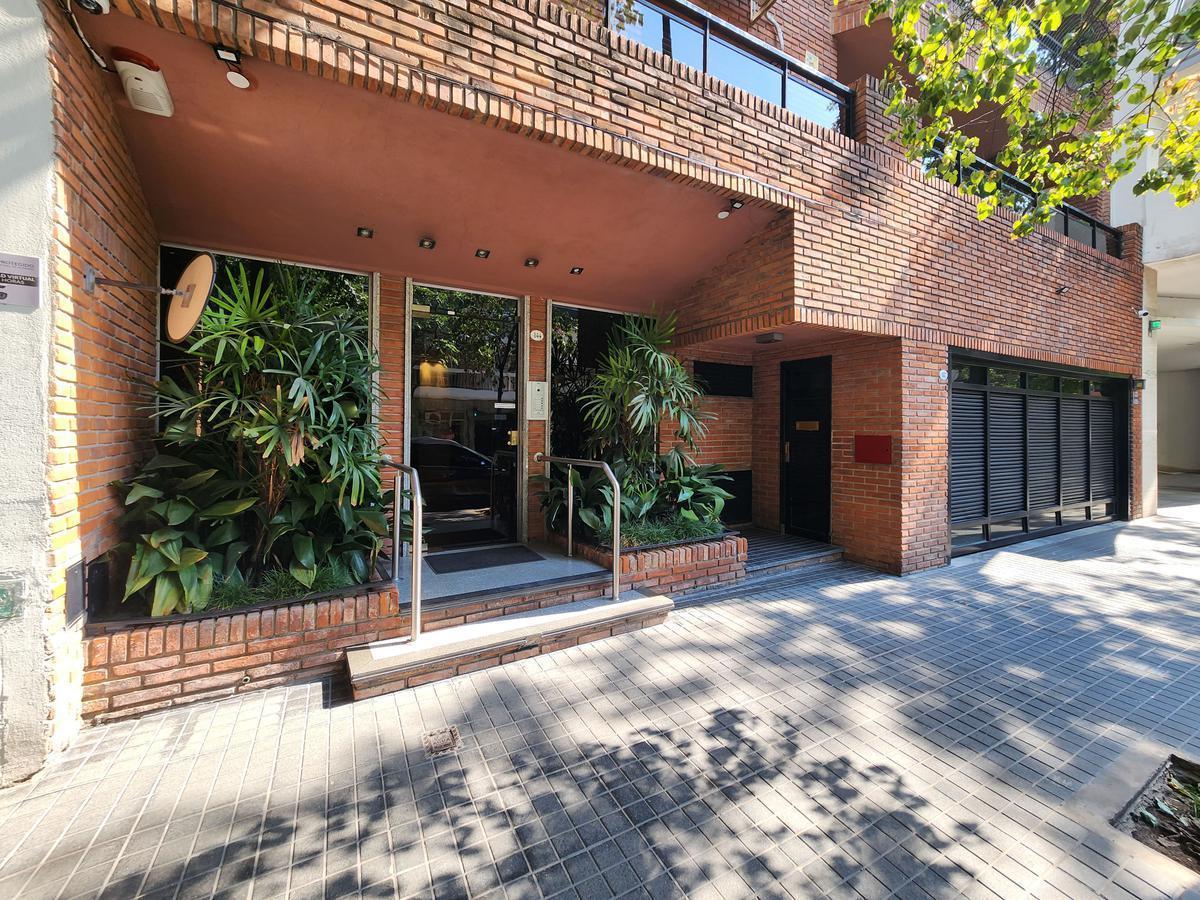 Piso Cuatro Dorm. en Belgrano. Posibilidad de Cochera. 4