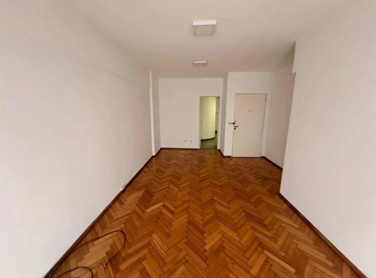 Departamento en Recoleta. Tres dormitorios. 1