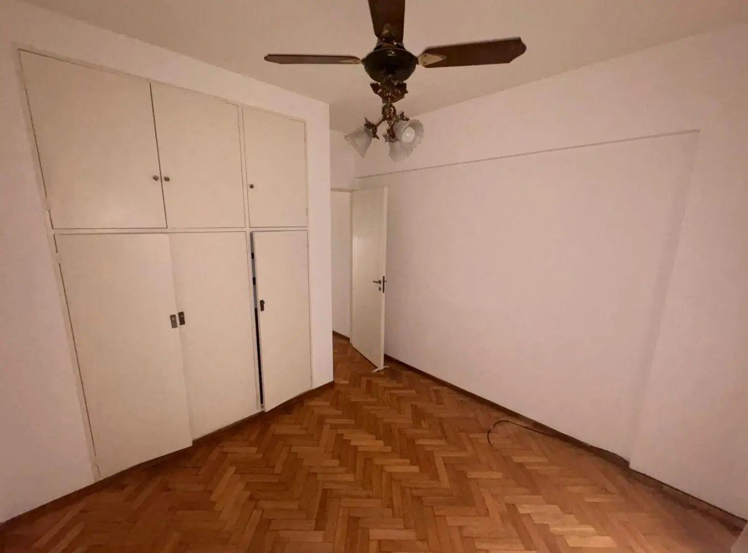 Departamento en Recoleta. Tres dormitorios. 5