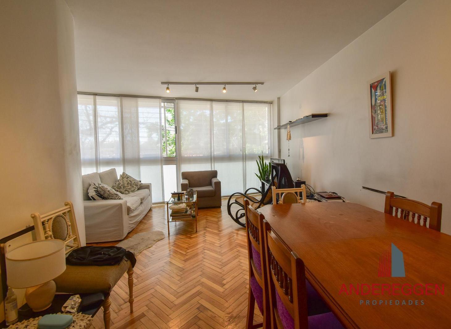 Departamento en Nuñez. Tres ambientes. Muy luminoso.