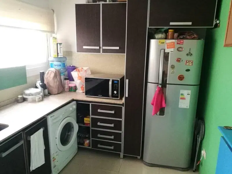 Av. del Libertador 8400. Piso alto. Vista al Rio. Tres ambientes en duplex. Cochera. 3
