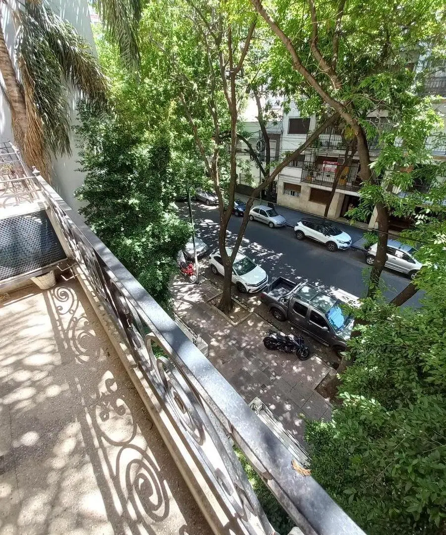Ciudad de la Paz 1400. Departamento de tres ambientes. Reciclado. Apto profesional. 2