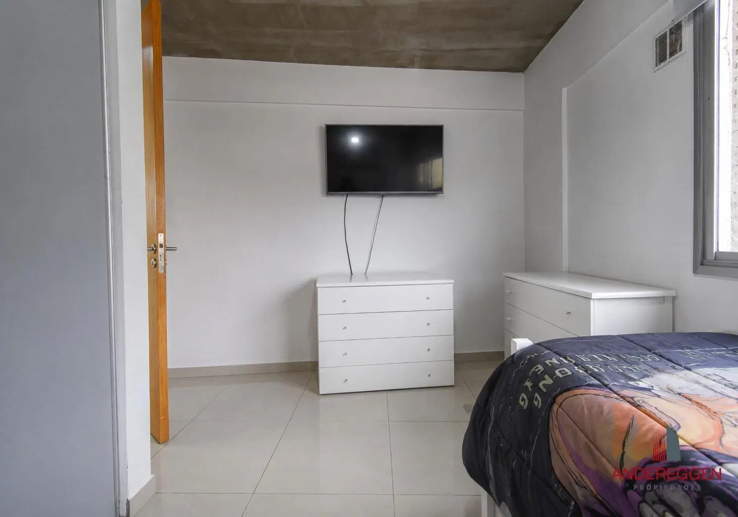 Departamento de 2 ambientes en Saavedra. Parrilla individual. 2
