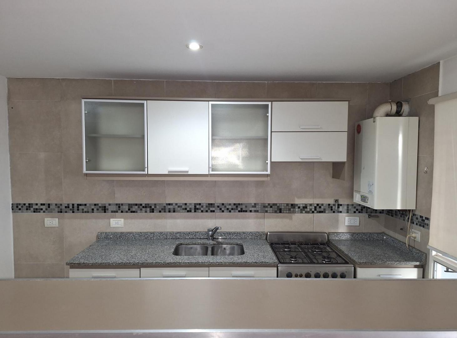 Foto de Alvarez Thomas 2100. Dos ambientes. Cochera. Parrilla. Amenities., imagen 5