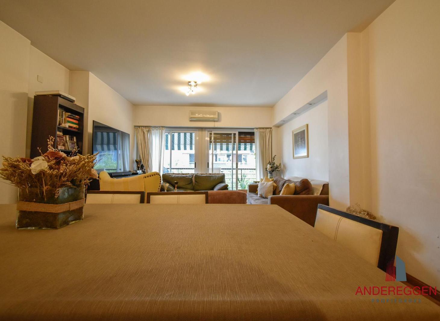 Foto de Piso de tres dormitorios. Muy luminoso. Comedor diario. Dependencia, imagen 3