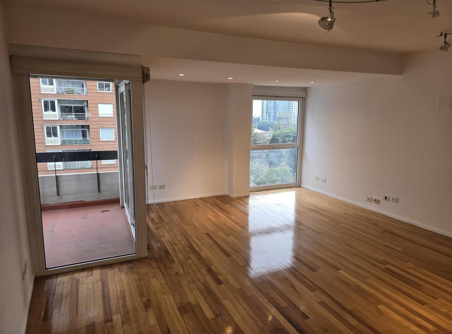 Foto de Av. del Libertador 8400. Piso alto. Vista al Rio. Tres ambientes en, imagen 3