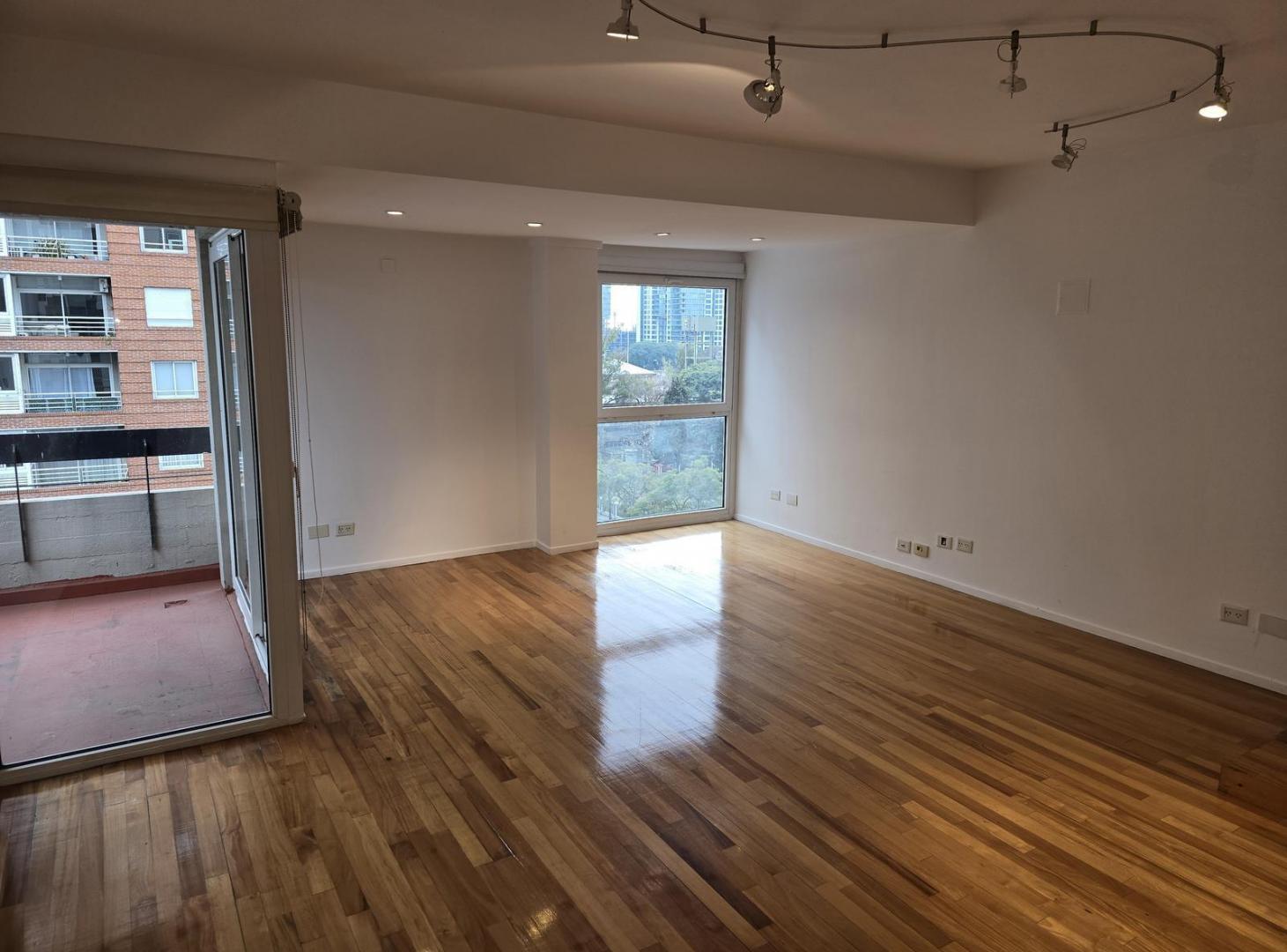 Foto de Av. del Libertador 8400. Piso alto. Vista al Rio. Tres ambientes en, imagen 1