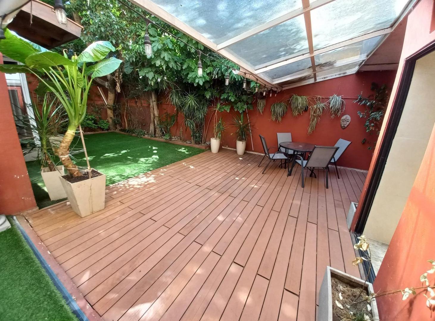 Foto de Departamento en alquiler. Dos dormitorios. Patio. Quincho con parrilla., imagen 1