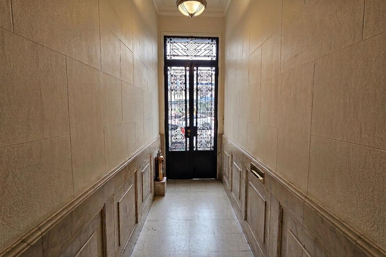 Foto de Venta 3 ambientes con dependencia San Telmo inversión, imagen 3
