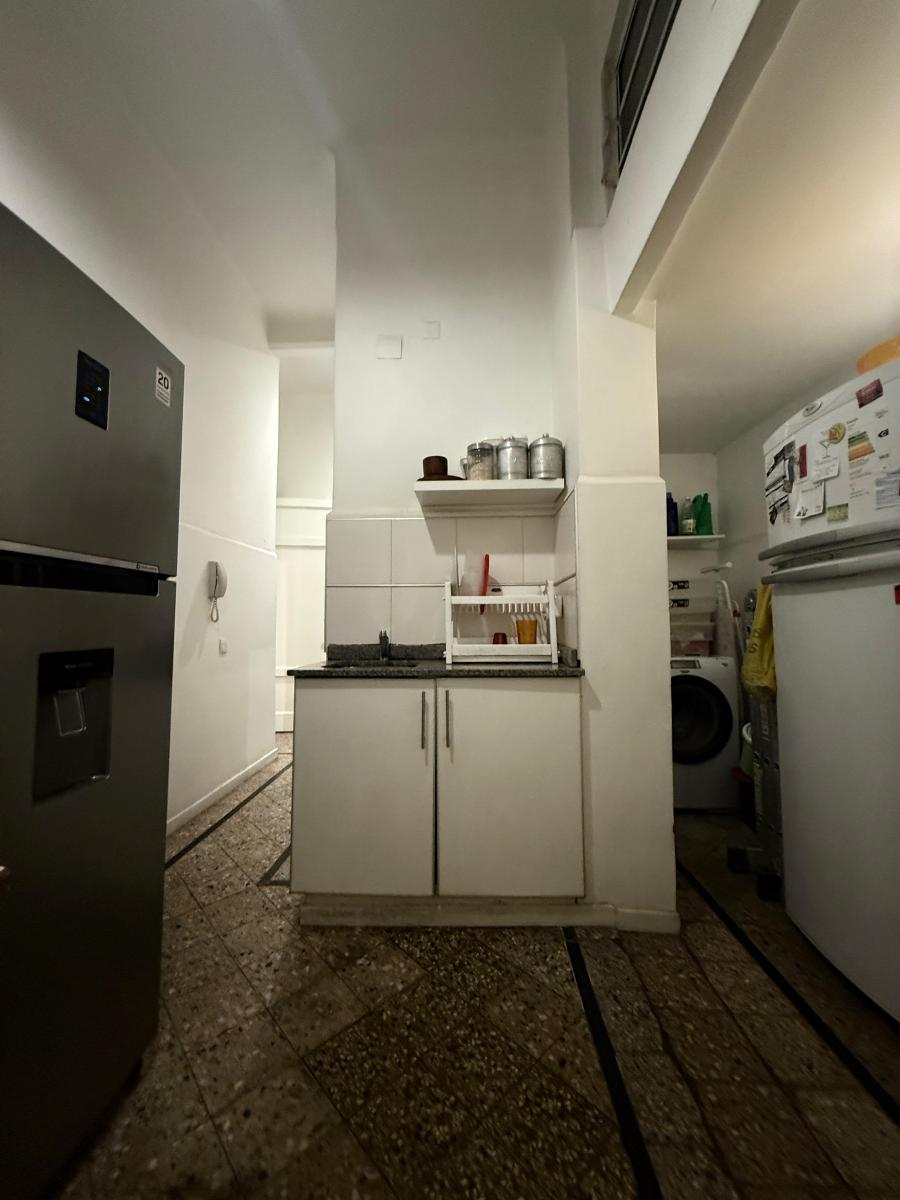 Venta 2 Dorm. con Dependencia Edificio de Categoria 5