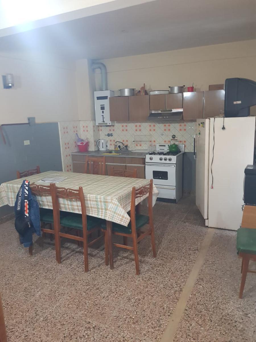Departamento en Venta de 3 Ambientes Frente Al Mar 5