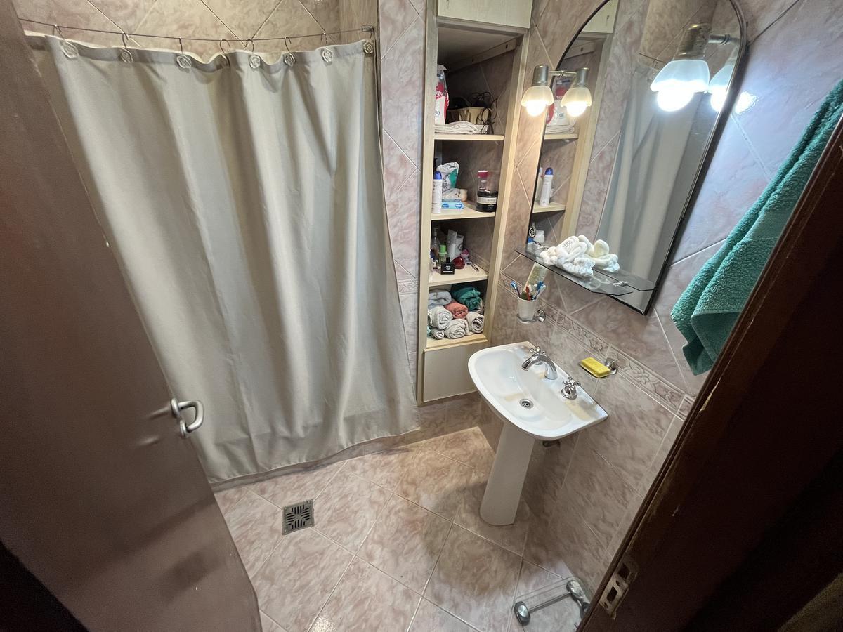 Foto de Departamento 3 Ambientes con 2 Baños y Patio - Wilde, imagen 3