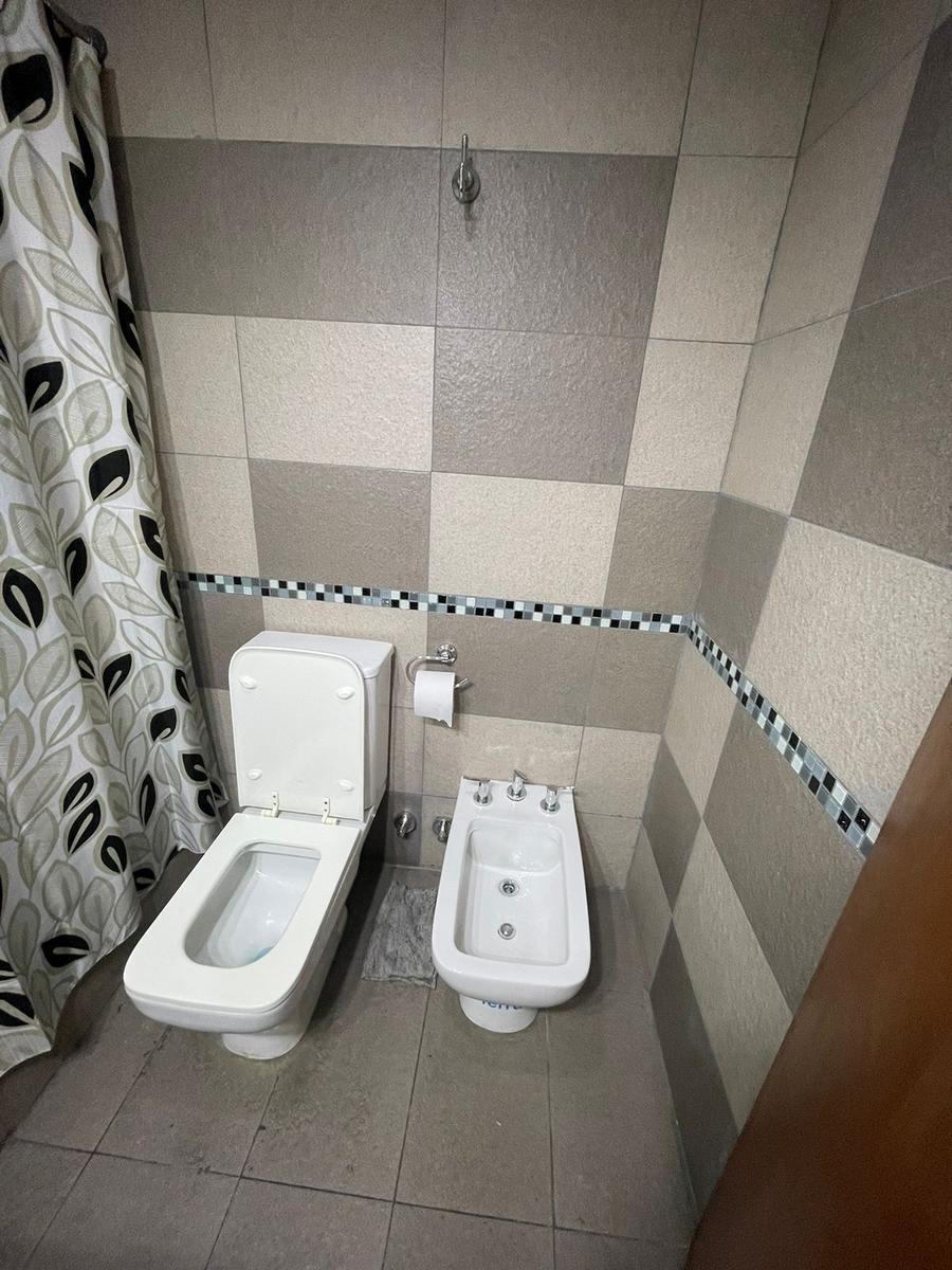 Foto de Departamento en venta de 4 ambientes con dos baños - Wilde, imagen 3