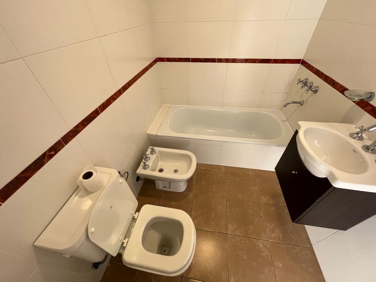 Foto de Departamento de 2 Ambientes con balcón moderno y luminoso - Wilde, imagen 2